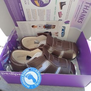 Brown toddler boy sandals size 10-10.5